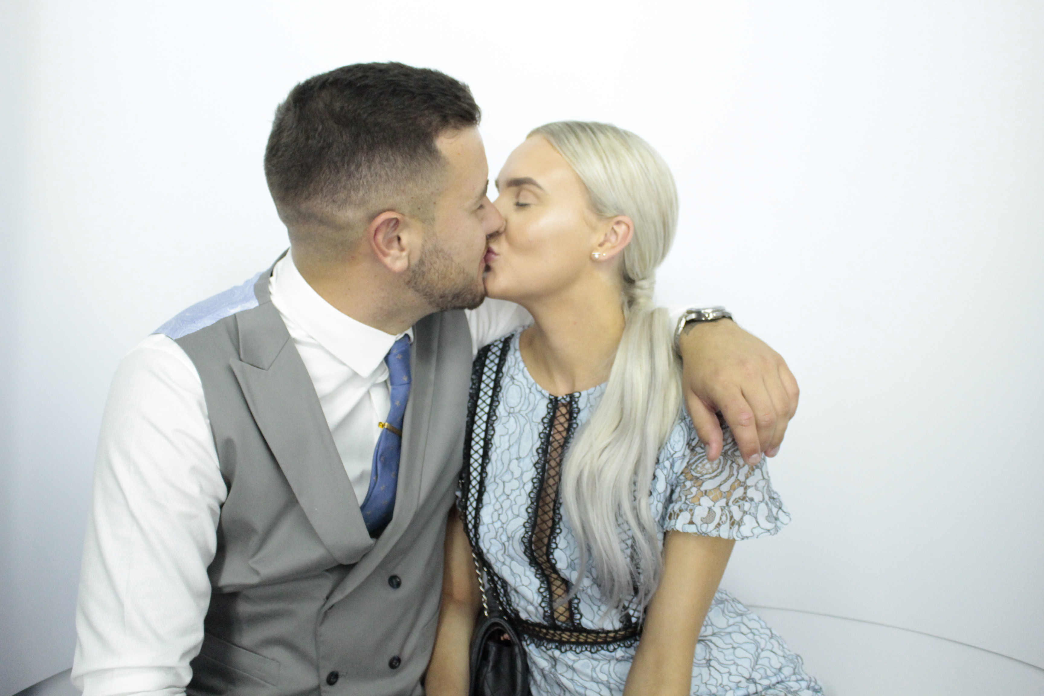 Louise & Dan's Big Day | View more photos from the event at gallery.myphotoboothexperience.co.uk/u/MyPhotoBoothExperienceLtd/Louise-Dans-Big-Day